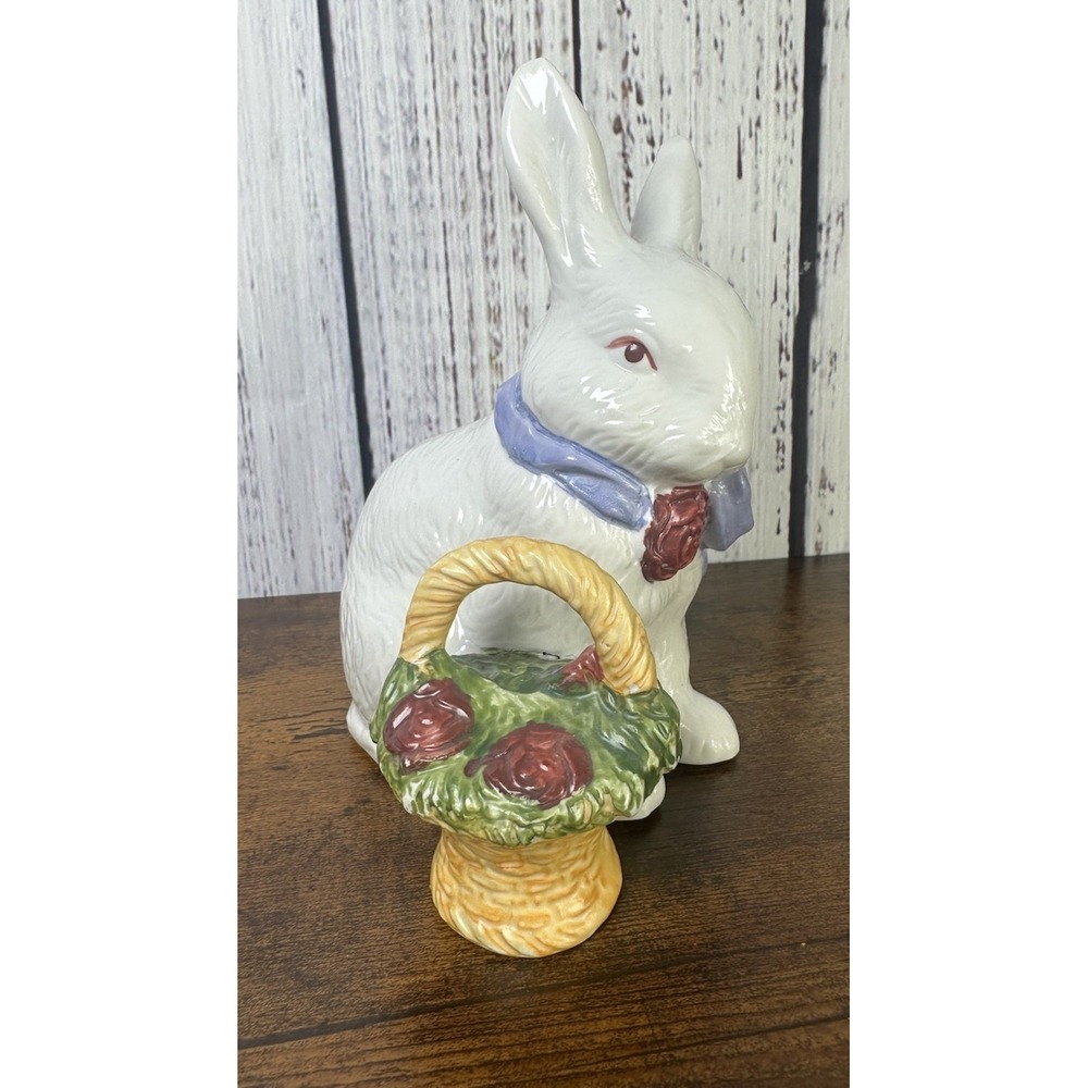 Rabbit‎ Easter Bunny Figurine Ceramic Red Rose Basket Vintage Collector Spring
